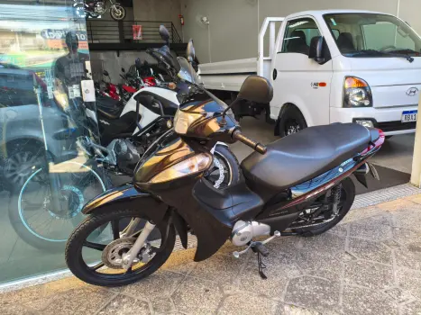 HONDA Biz 125 EX, Foto 2 HONDA Biz 125 EX, Foto 2