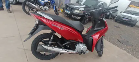 HONDA Biz 125 EX, Foto 2