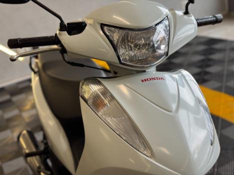 HONDA Biz 125 EX, Foto 3