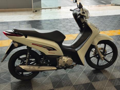 HONDA Biz 125 EX, Foto 6