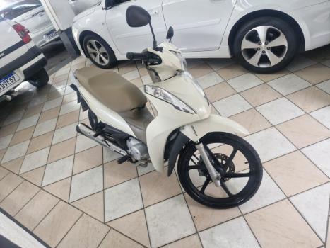 HONDA Biz 125 EX, Foto 4