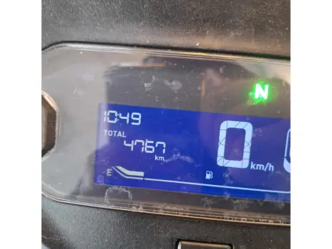 HONDA Biz 125 EX, Foto 6