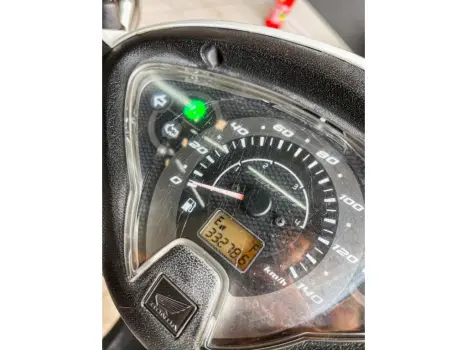 HONDA Biz 125 EX, Foto 9