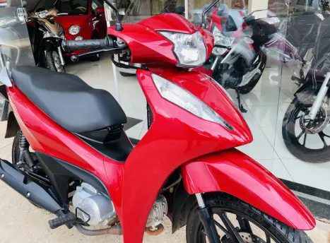 HONDA Biz 125 EX, Foto 6