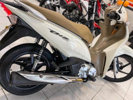 HONDA Biz 125 EX, Foto 9