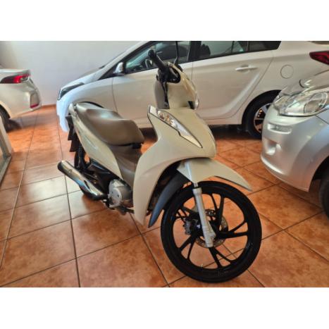 HONDA Biz 125 EX, Foto 2