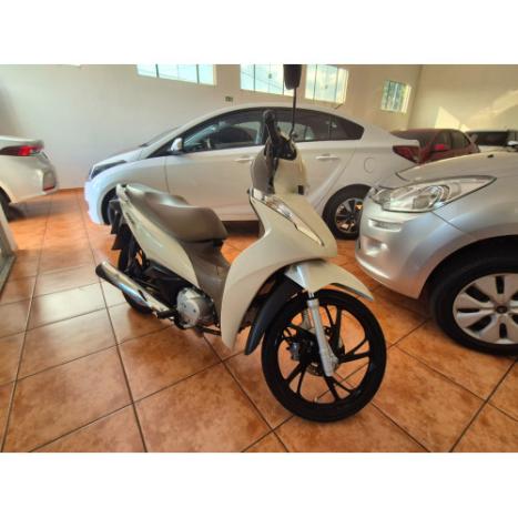 HONDA Biz 125 EX, Foto 9