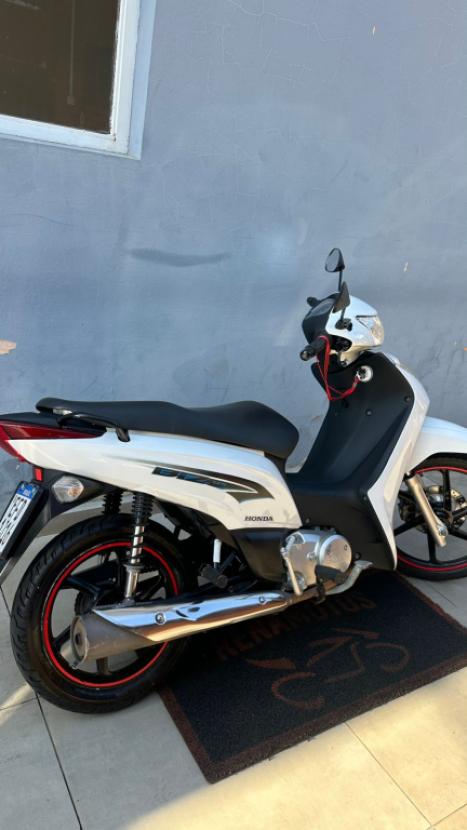 HONDA Biz 125 EX, Foto 5