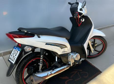 HONDA Biz 125 EX, Foto 6