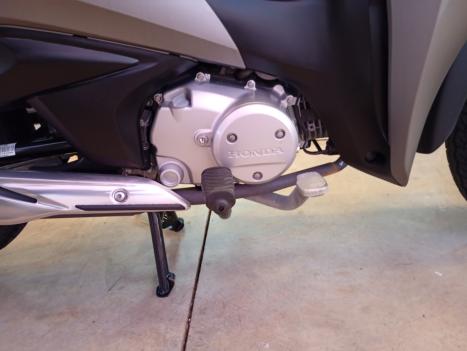 HONDA Biz 125 EX, Foto 4