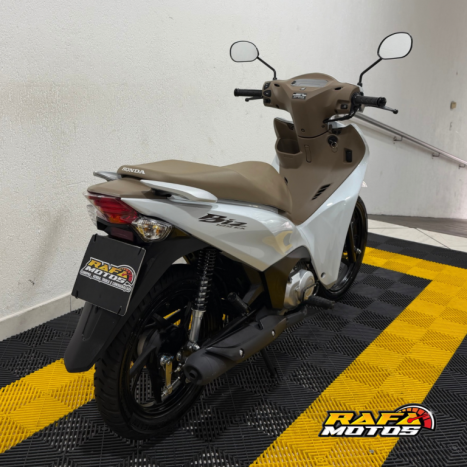 HONDA Biz 125 EX, Foto 6