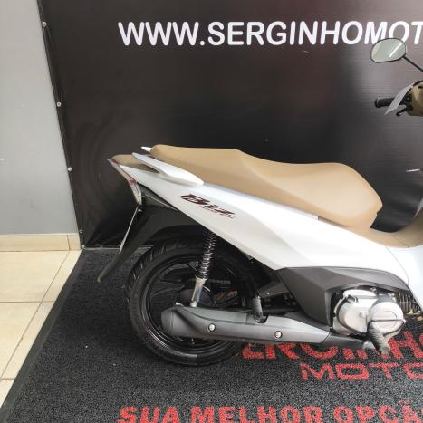 HONDA Biz 125 EX, Foto 4