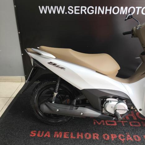 HONDA Biz 125 EX, Foto 4