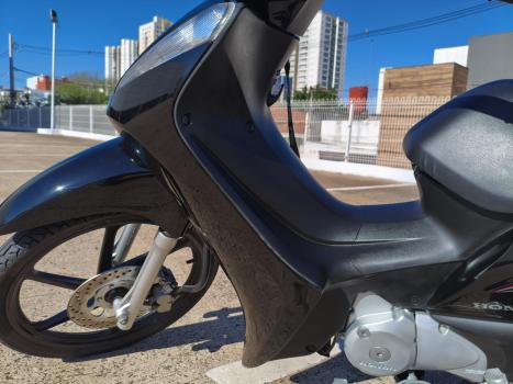 HONDA Biz 125 EX, Foto 4