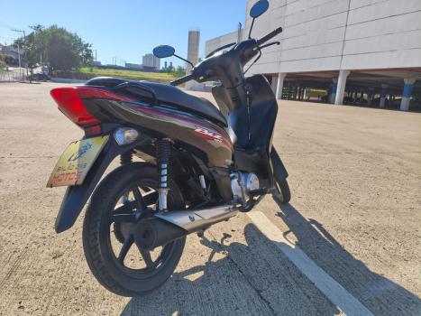 HONDA Biz 125 EX, Foto 7