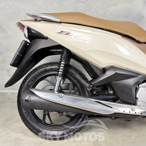 HONDA Biz 125 EX, Foto 2