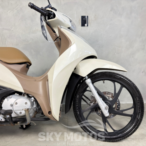 HONDA Biz 125 EX, Foto 3