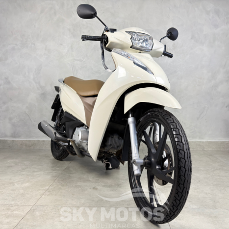 HONDA Biz 125 EX, Foto 4