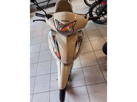 HONDA Biz 125 EX, Foto 4