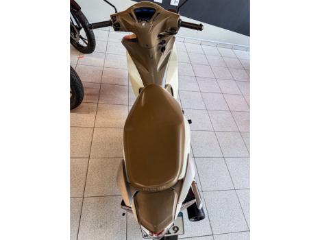 HONDA Biz 125 EX, Foto 10