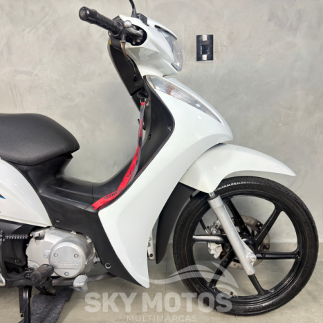 HONDA Biz 125 EX, Foto 2