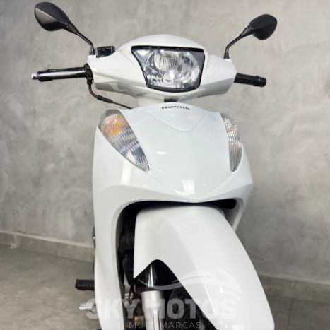 HONDA Biz 125 EX, Foto 4