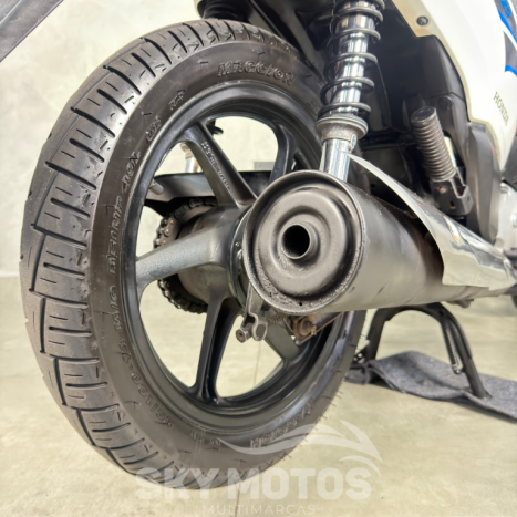 HONDA Biz 125 EX, Foto 16