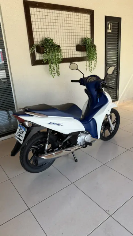 HONDA Biz 125 EX, Foto 4