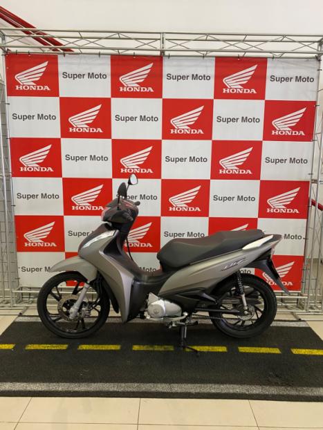 HONDA Biz 125 EX, Foto 4