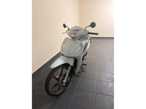 HONDA Biz 125 EX, Foto 3