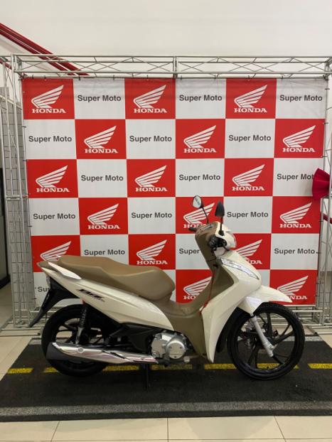 HONDA Biz 125 EX, Foto 4