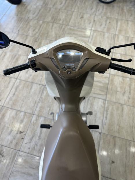 HONDA Biz 125 EX, Foto 5