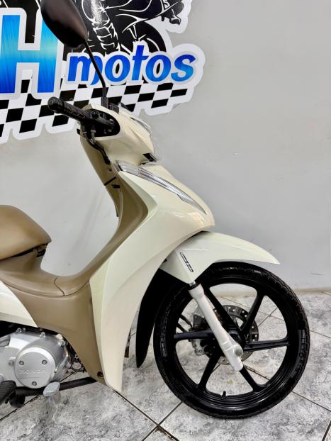 HONDA Biz 125 FLEX, Foto 2
