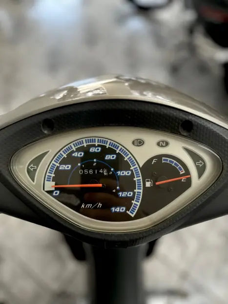 HONDA Biz 125 KS, Foto 5