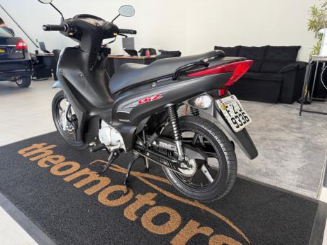HONDA Biz 125 KS, Foto 3