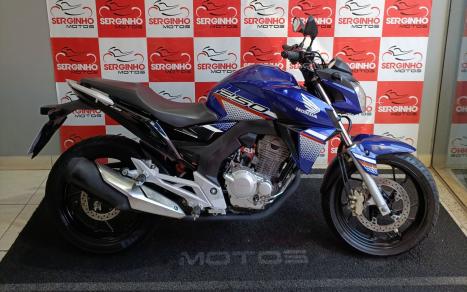 HONDA CB 250 F Twister FLEXONE, Foto 1