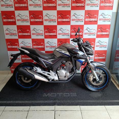 HONDA CB 250 F Twister FLEXONE, Foto 1