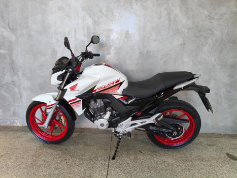 HONDA CB 250 F Twister , Foto 1 HONDA CB 250 F Twister , Foto 1