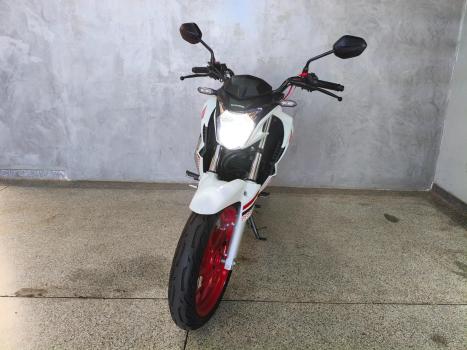 HONDA CB 250 F Twister , Foto 2 HONDA CB 250 F Twister , Foto 2