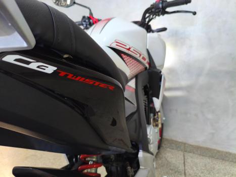 HONDA CB 250 F Twister , Foto 12 HONDA CB 250 F Twister , Foto 12