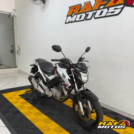 HONDA CB 250 F Twister , Foto 4