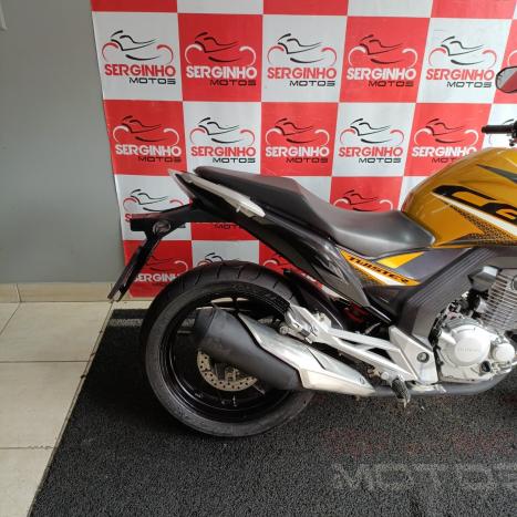 HONDA CB 250 F Twister FLEXONE, Foto 4