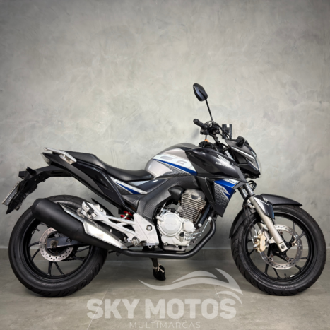 HONDA CB 250 F Twister FLEXONE, Foto 1