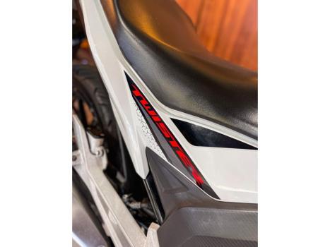 HONDA CB 250 F Twister FLEXONE, Foto 9