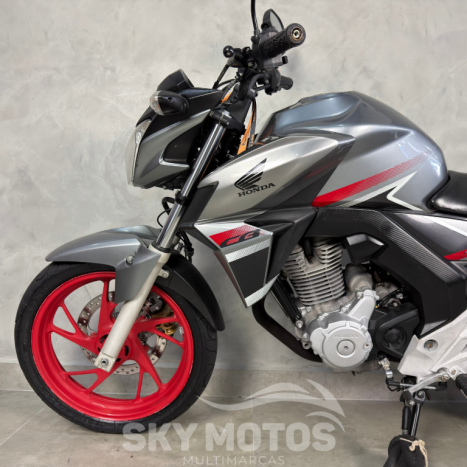 HONDA CB 250 F Twister , Foto 11