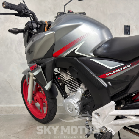 HONDA CB 250 F Twister , Foto 17