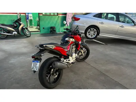 HONDA CB 250 F Twister FLEXONE, Foto 4