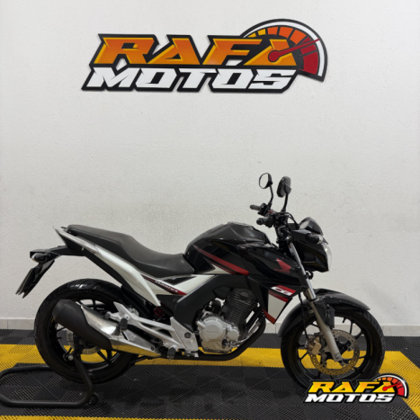HONDA CB 250 F Twister , Foto 2