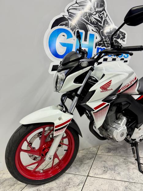 HONDA CB 250 F Twister FLEXONE, Foto 6