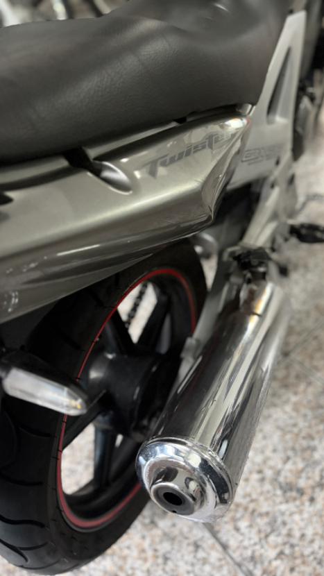 HONDA CB 250 F Twister , Foto 7